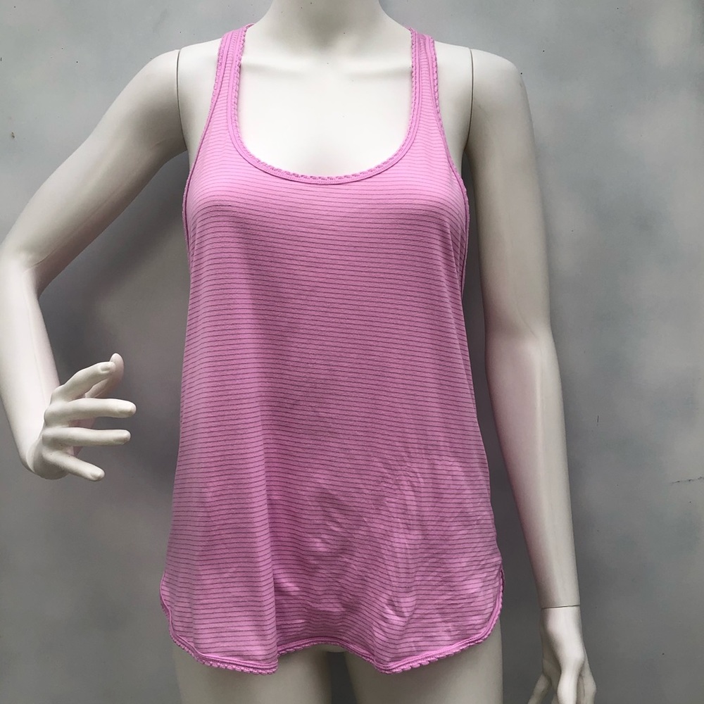 Lululemon 105 F Singlet *Silver size 6